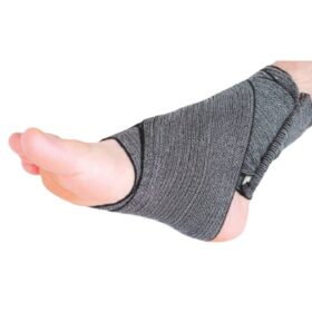 The Emergency Elastic Wrap, 4-inch, w/Closure Bar