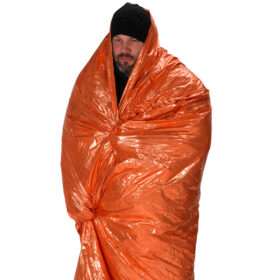 Alternative view of NDuR Emergency Survival Blanket